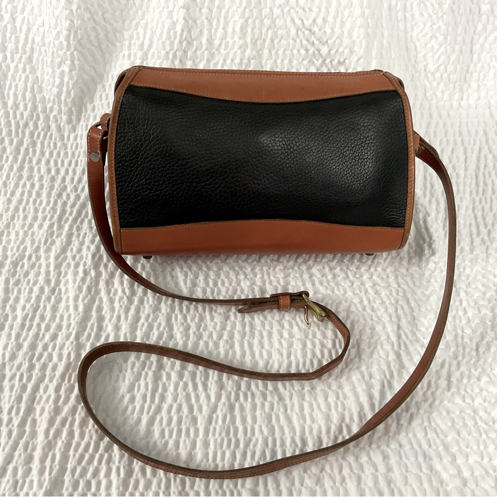 Vintage Dooney & Bourke Black & Tan  Crossbody Bag - Picture 2 of 12